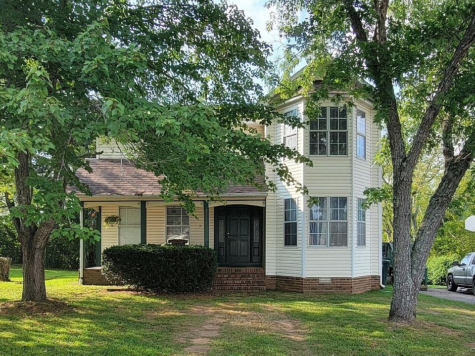This Victorian-reproduction home with three bedrooms, two full bathrooms, a powder room, dining room, kitchen, great room and laundry room in located in a quiet, established neighborhood in Pulaski.