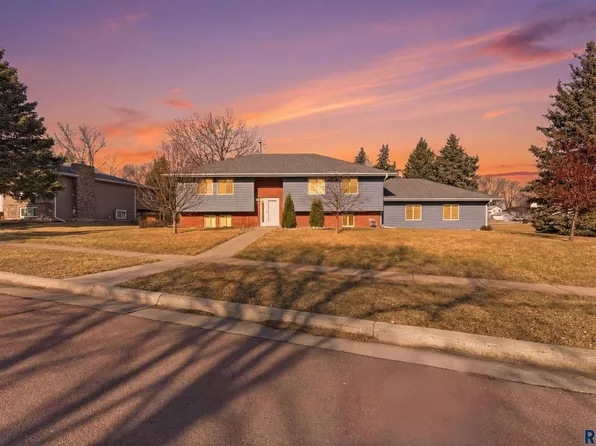 6201 W 32nd St, Sioux Falls, SD 57106