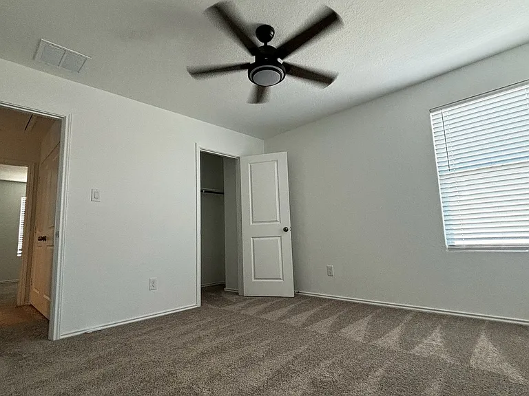 2436 Hunter Peak — Photo 18