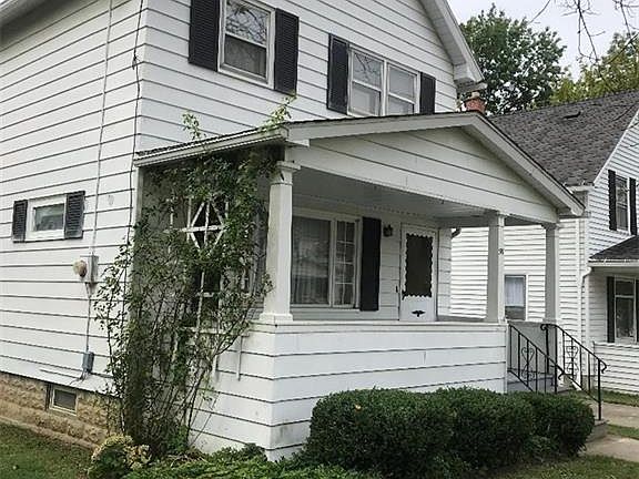 2nd image of 317 Hoyt St