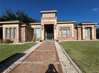 1304 Lake View Dr, Mission, TX 78572