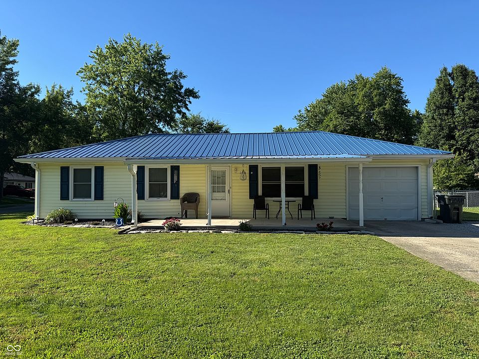 1st image of 156 Hitchcock Dr