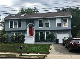 34 Schwab Rd, Melville, NY 11747