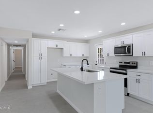 6702 E Boise St, Mesa, AZ 85205