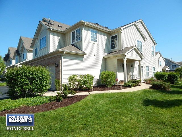 1st image of 440 Jamestown Ct #440