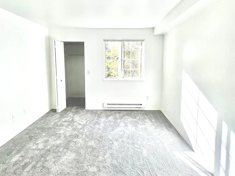2720 118th Ave SE #10-201 — Photo 27