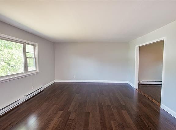 2nd image of 6 Papania Dr