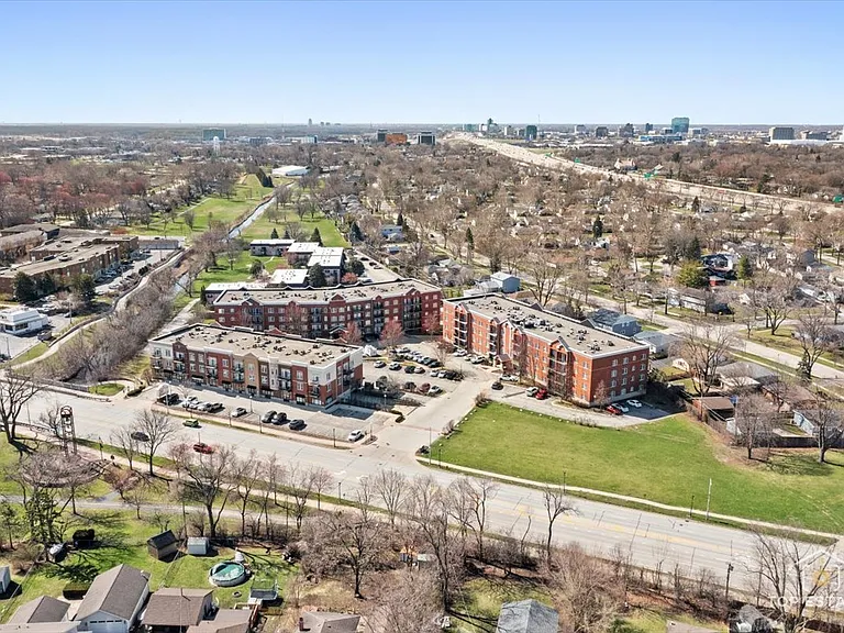 3501 Wellington Ct #203 — Photo 24