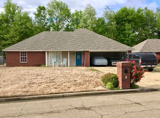 2222 Crabapple Dr, Tupelo, MS 38801