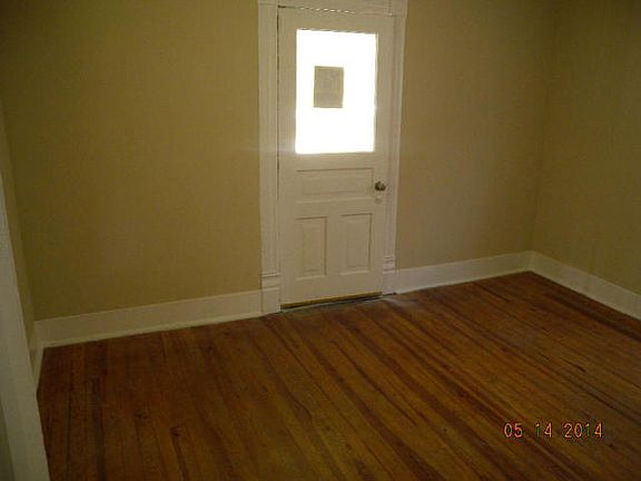 5th image of 705 Highland Ave SE