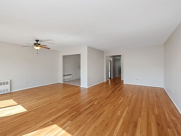 4th image of 464 Ocean Pkwy Floor 3