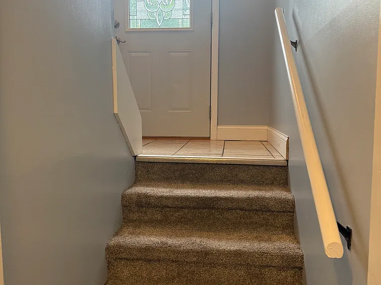 6730 S 142nd St — Photo 16