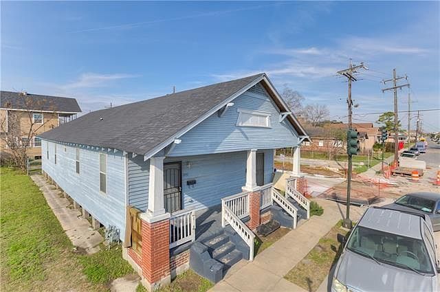 1st image of 2044 Almonaster Ave