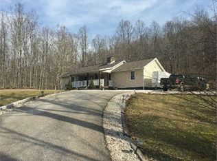 1113 Missouri Frk, Spencer, WV 25276