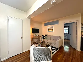 Rented by Nest Seekers International