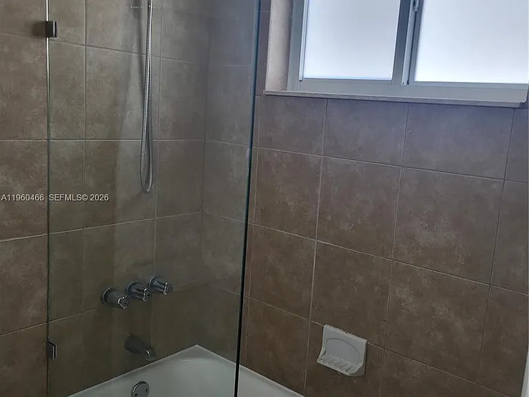 1020 94th St #503 — Photo 9