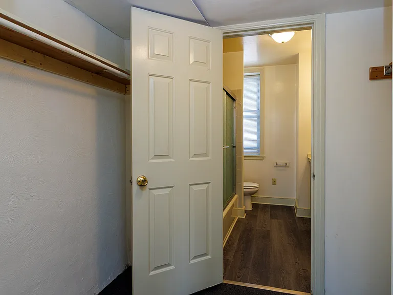 Overbrook Court apartments — Photo 13
