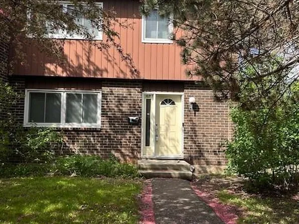 121 University Ave E #103, Waterloo, ON N2J 4J1