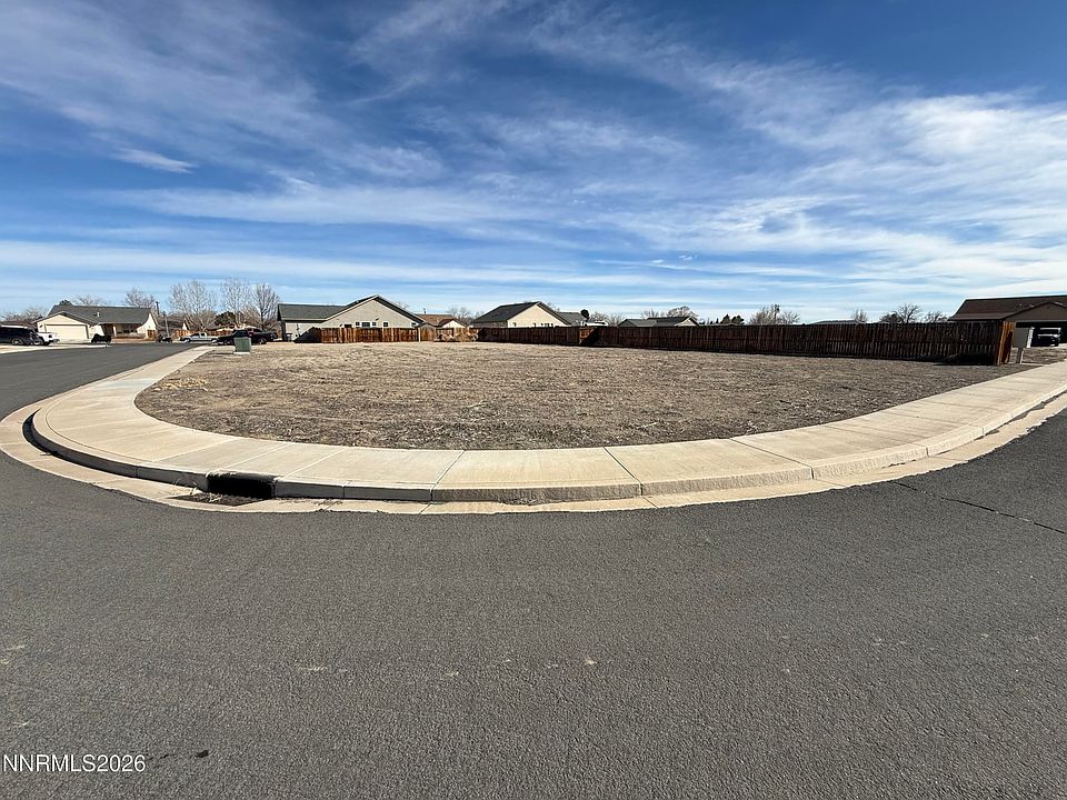 1st image of 331 Copper Pointe Cir