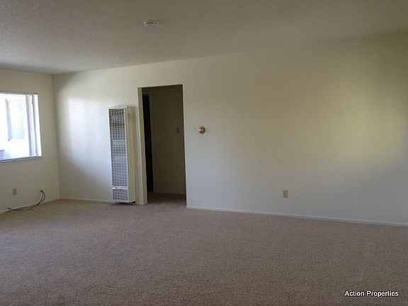 4th image of 210 Sharon Way APT 3