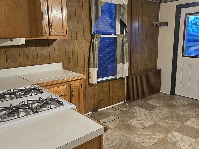 Kitchen in the townhouse