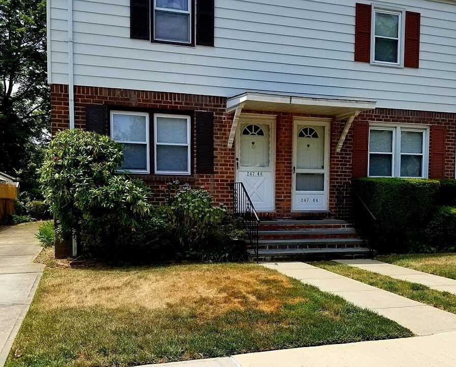 1st image of 247-46 87th Dr