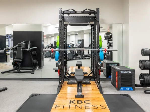 484 2nd Avenue image 10 of 29