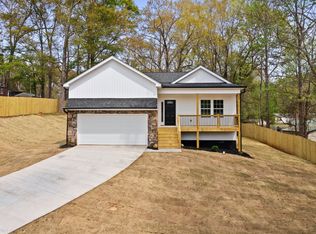 15 Parade Dr, Greenville, SC 29605