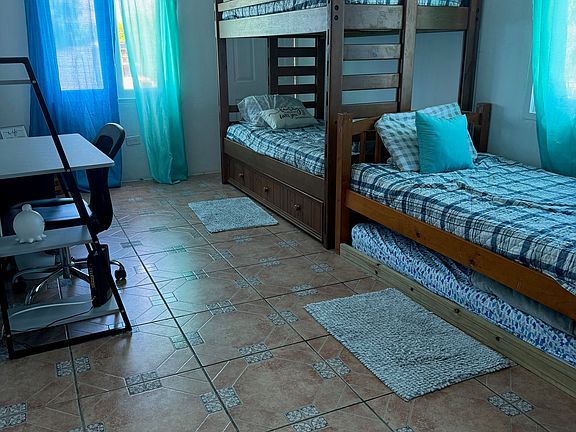 3rd image of 3 Calle Esperanza