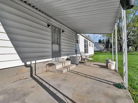 4th image of 9257 Lancaster Rd SW