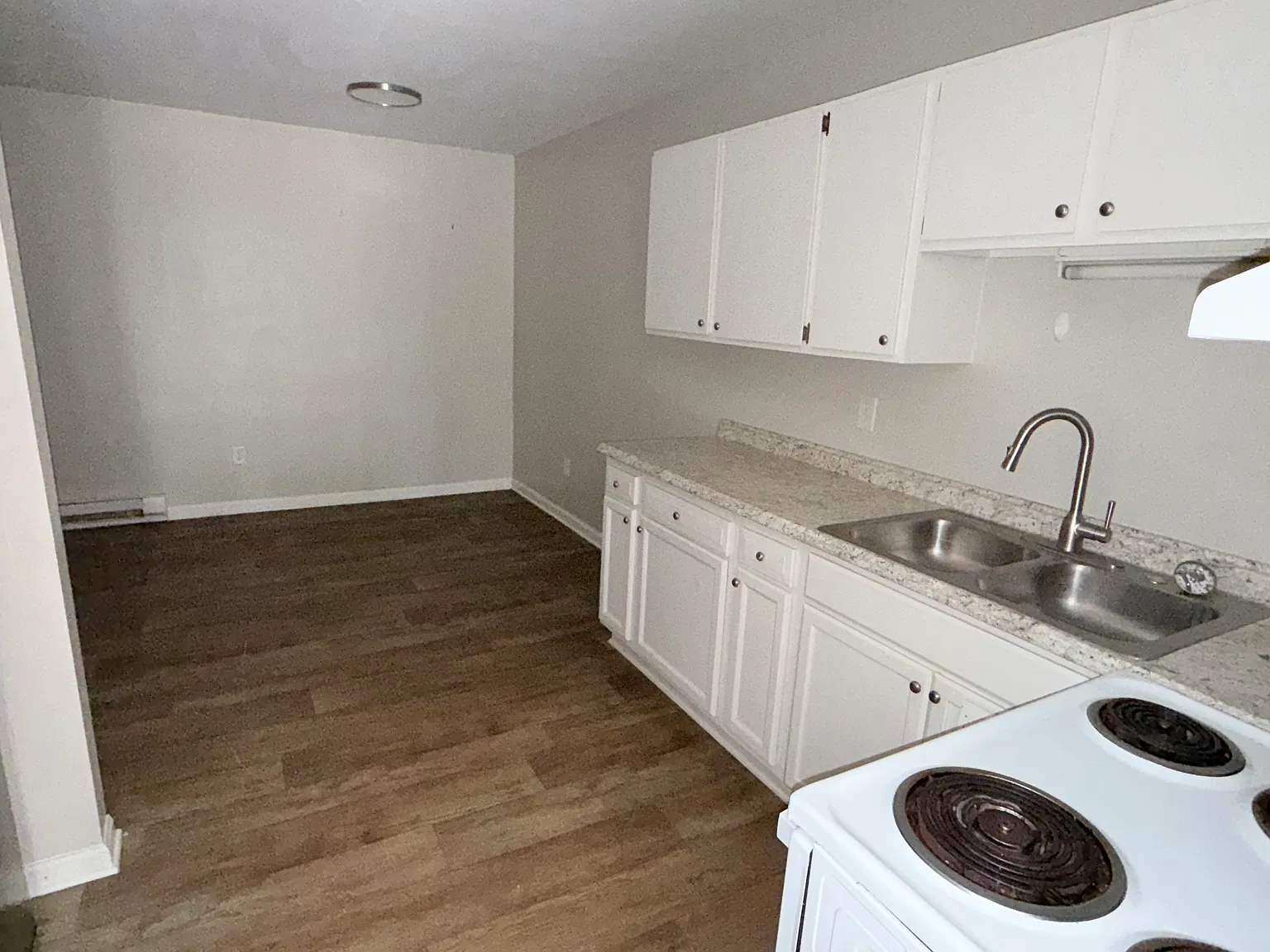 1 bed, 550 sqft, $750 — Photo 4