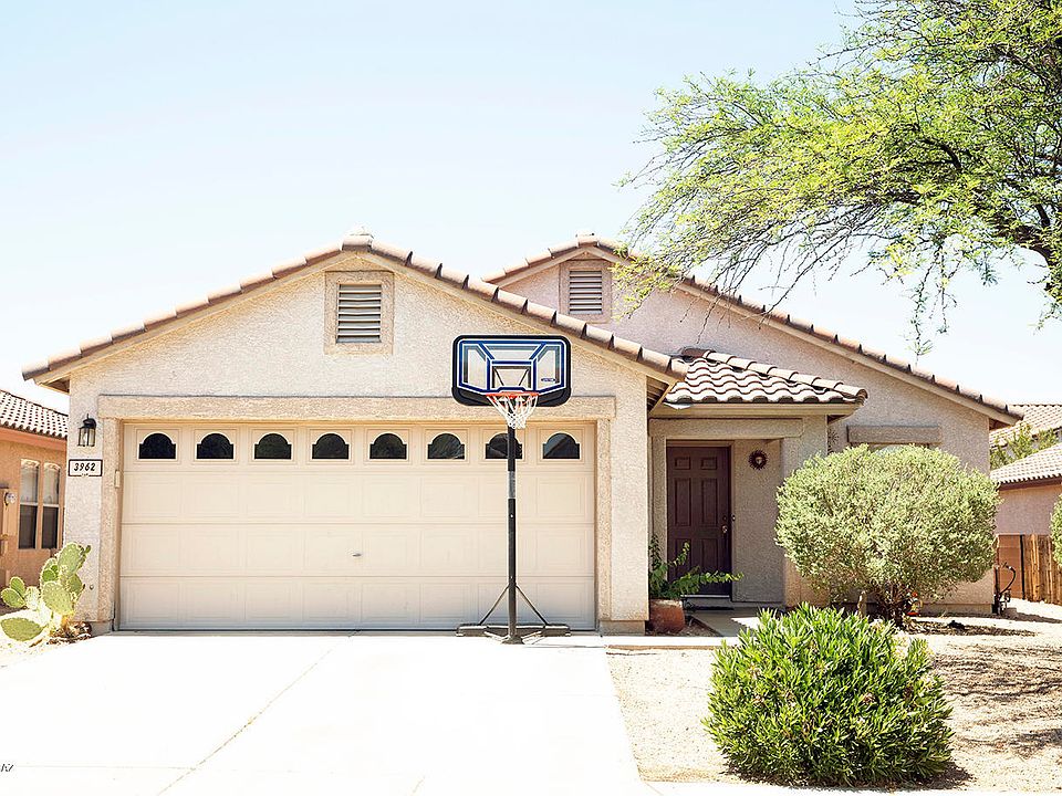 1st image of 3962 W Pine Creek Way