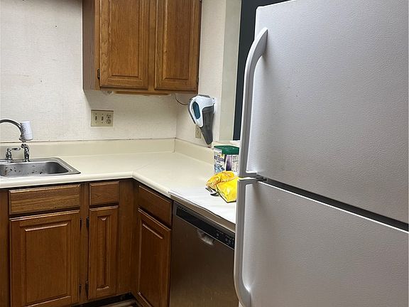 5th image of 307 Northlake Dr