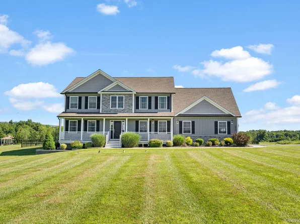 1572 State Route 52, Walden, NY 12586