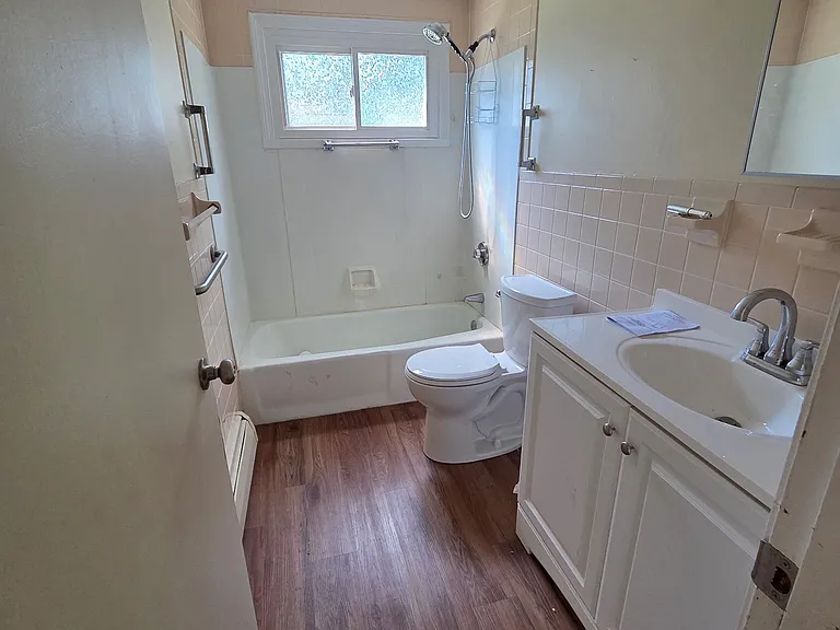 3 Greenleaf Dr #A — Photo 3