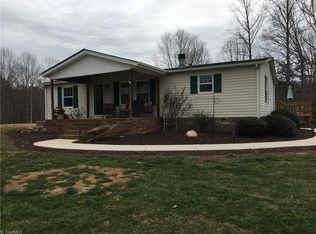 1251 Ararat Rd, Pilot Mtn, NC 27041