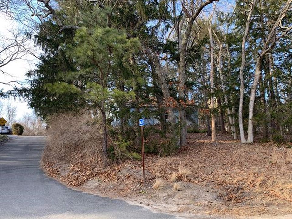 2288 River Rd, Calverton, NY 11933 Zillow