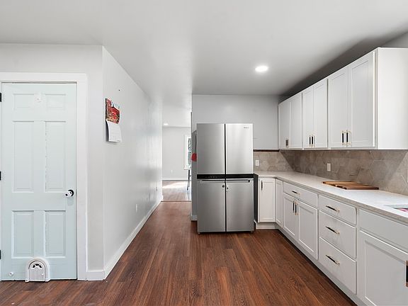 4th image of 6521 Whitford Rd