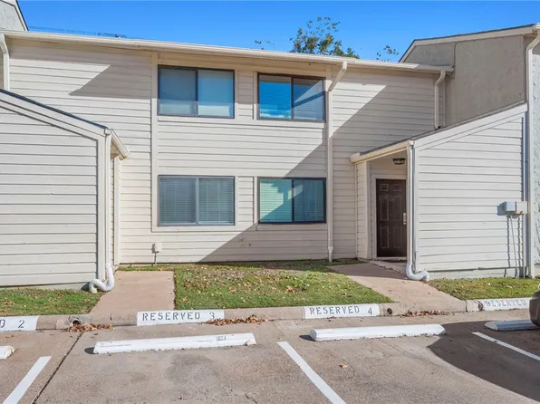 4517 Carter Creek Pkwy APT 5, Bryan, TX 77802