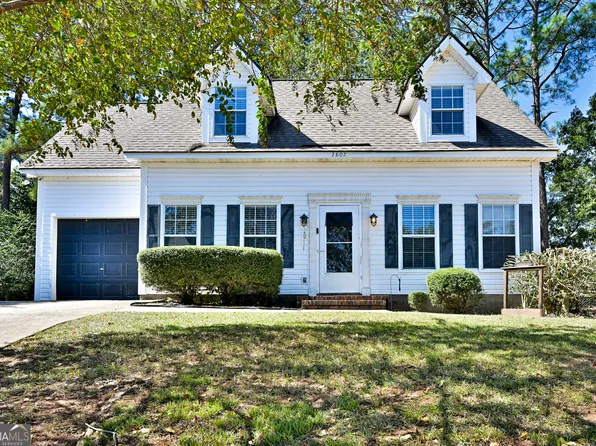 2802 Stonewater Dr, Albany, GA 31721