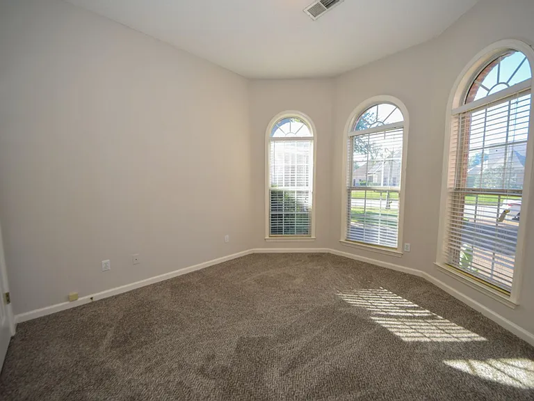2648 Plum Creek Dr — Photo 20