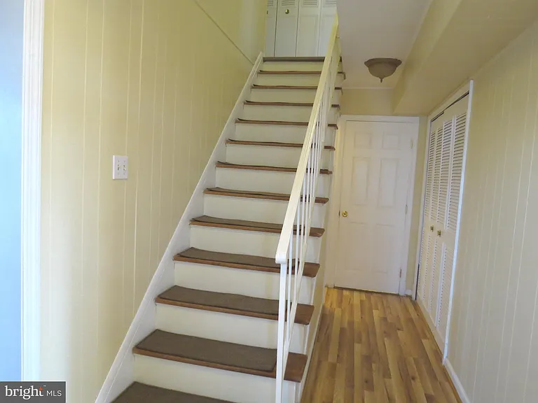 15310 Annapolis Rd — Photo 13