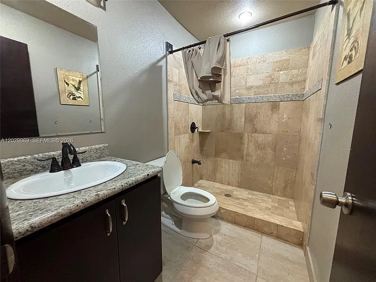 7290 NW 38th St #STUDIO — Photo 6
