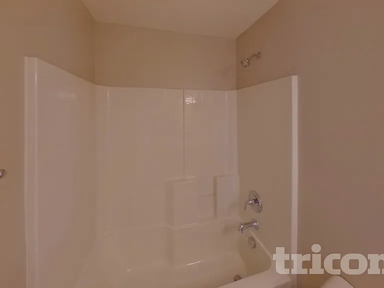 6429 Sunnywood Dr — Photo 17