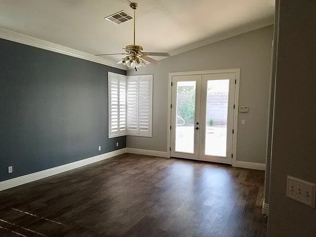 3767 Ruskin St — Photo 21