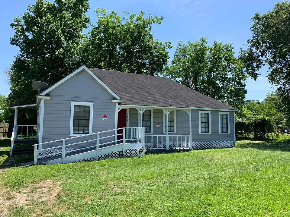 1875 Trinidad St