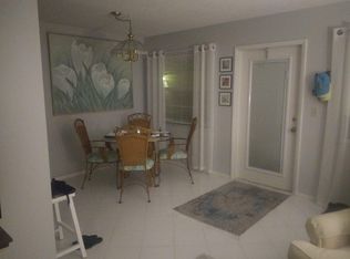 68 Royal Oak Ct APT 205, Vero Beach, FL 32962