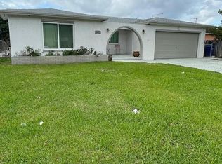 8852 W Long Acre Dr, Miramar, FL 33025