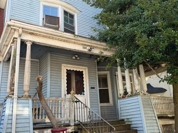 34 Rosedale St, Dorchester, MA 02124