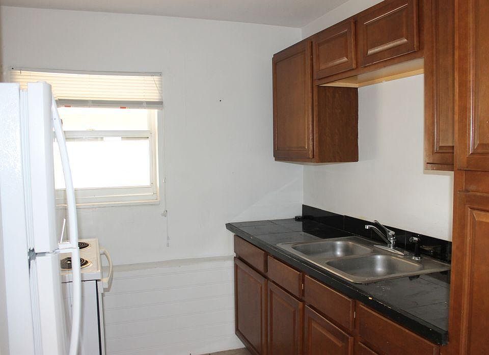 2nd image of 524 S Atlantic Ave APT 6
